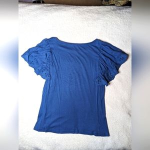 Casalon blue shirt with lace sleevws.  Nwot size XS